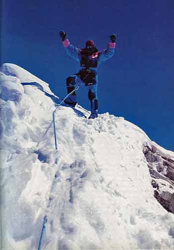 
Juanito Oiarzabal on Manaslu Summit October 8, 1997 - Los 14 Ochomiles de Juanito Oiarzabal book
